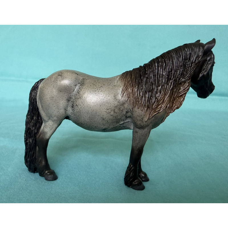 Kelly Sealey Savage Night Heather - painted by Meghan Namaste