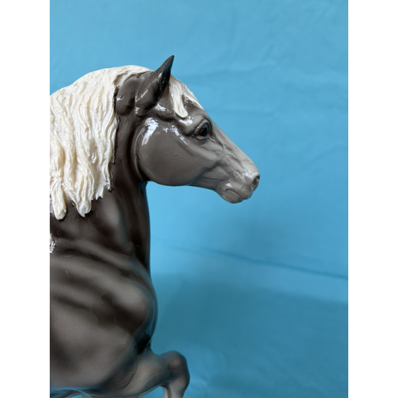 Levi - 2014 Vintage Club