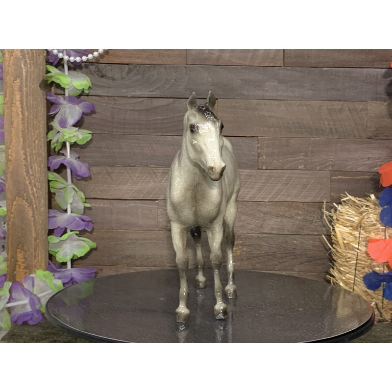 Breyer Custom Horse Traditional Yearling Quarter Horse Glossy Dapple Grey