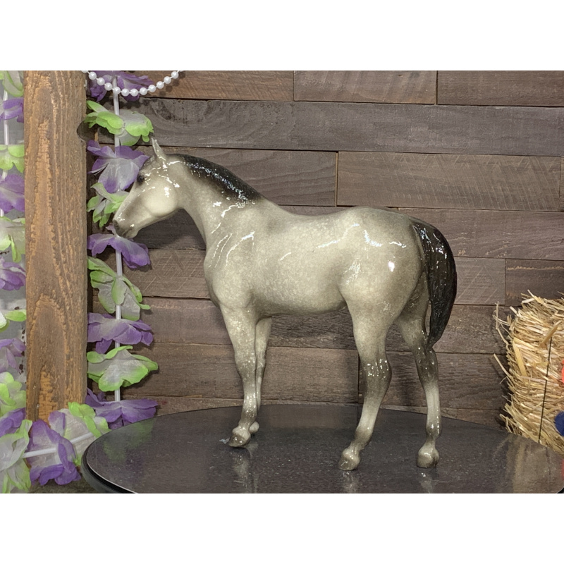Breyer Custom Horse Traditional Yearling Quarter Horse Glossy Dapple Grey