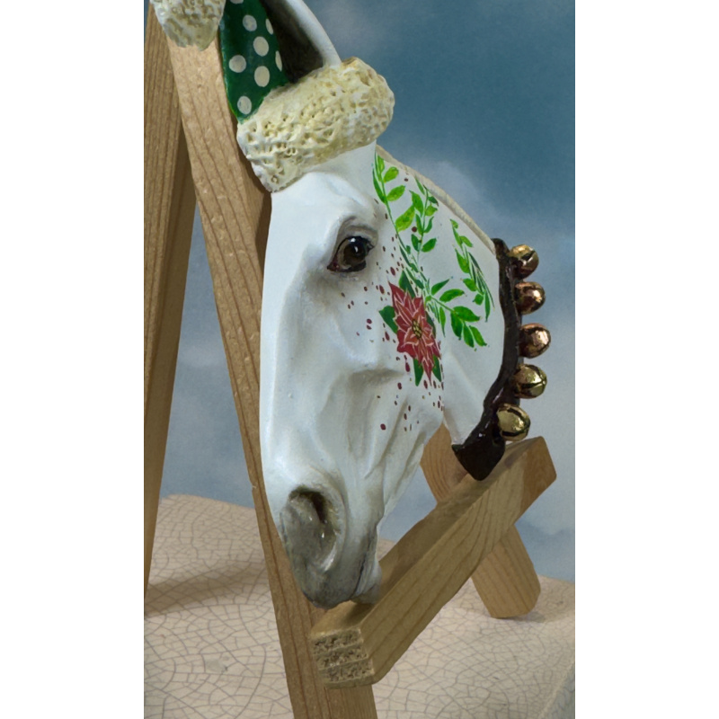Yule Mule Decorator Resin Medallion. Live show winner!