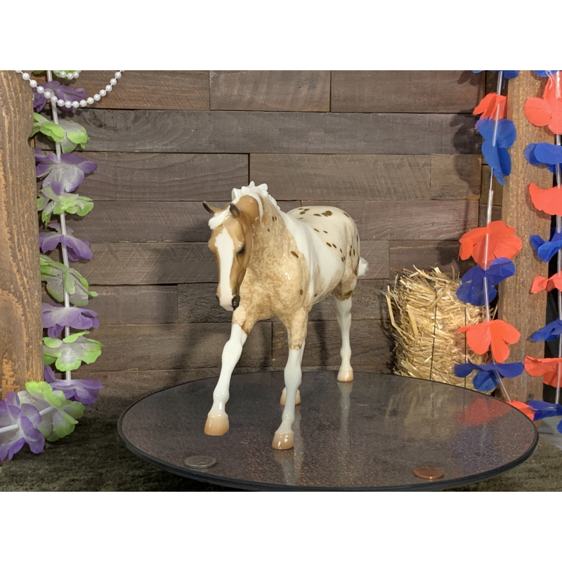 Breyer OF Horse Dundee Glossy Palomino Dapple Pintoloosa Seven Arts Surprise