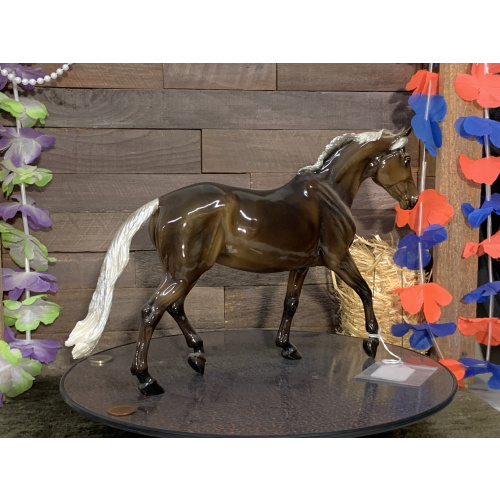 Breyer OF Horse Giselle Glossy Silver Black Slainte Surprise