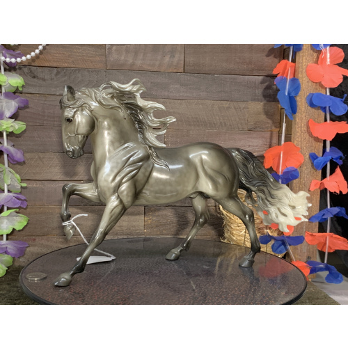 Breyer OF Horse Heros Welcome Home Glossy Dapple Grey