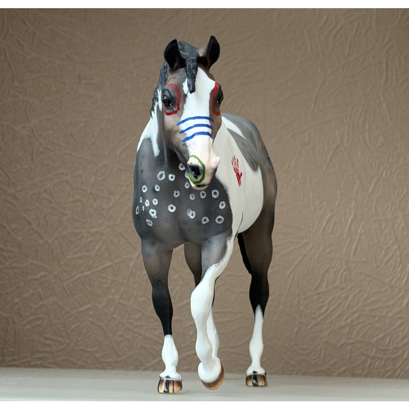 CM BREYER INDIAN PONY WITH NATIVE AMERICAN MARKINGS