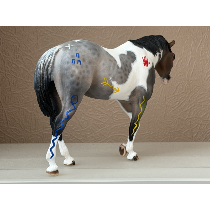 CM BREYER INDIAN PONY WITH NATIVE AMERICAN MARKINGS