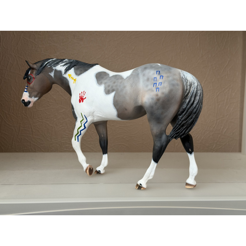 CM BREYER INDIAN PONY WITH NATIVE AMERICAN MARKINGS
