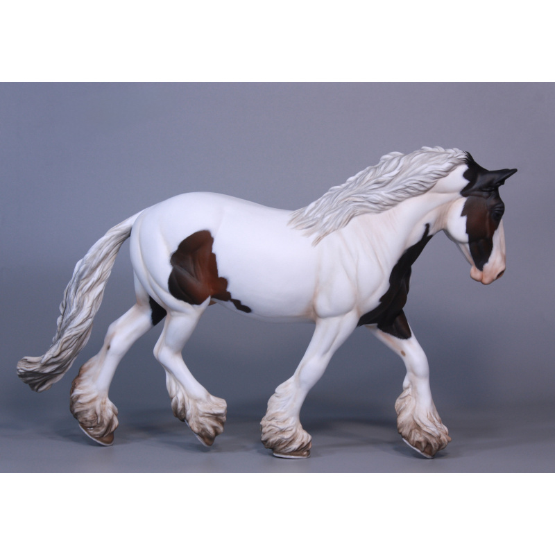Loose Mane Shire Gelding
