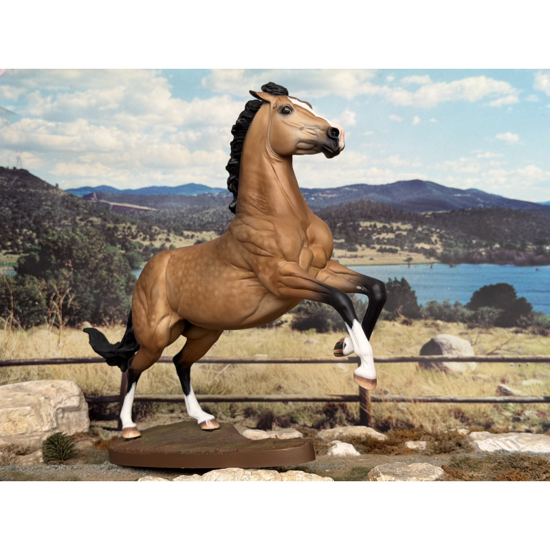 CM BREYER BABYFLO TO A GOLDEN DAPPLED BUCKSKIN