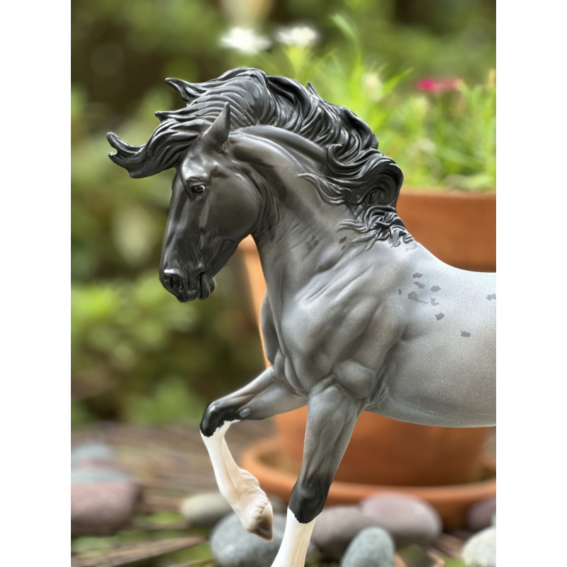 Breyerfest 2024 Limited Edition Zues Fireheart Mold Online Only Special