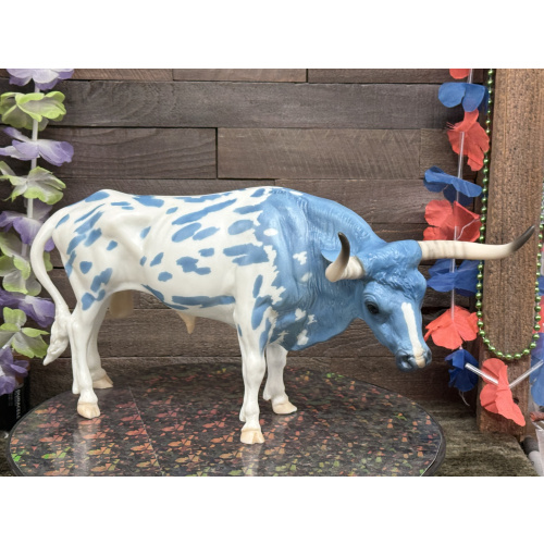 Breyer Custom Horse Traditional Wedgwood Blue Spotted Longhorn