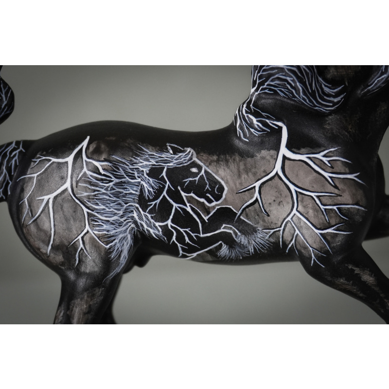 "Stormbender" - Lightning-Themed Vanner Halloween Custom