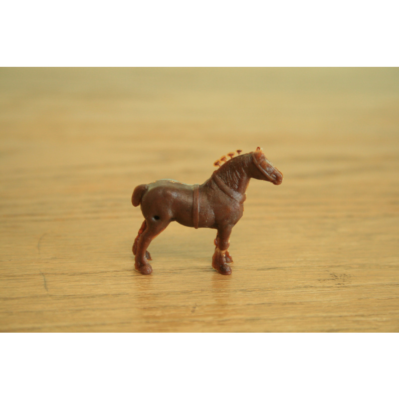 HO scale Clydesdale pair (kit)