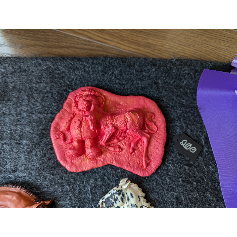 Unpainted "Ruby" 1/75 medallion