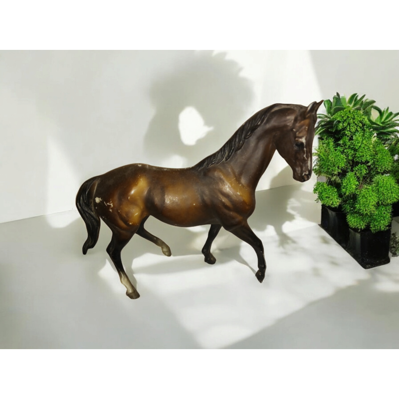 Breyer classic horse Kelso