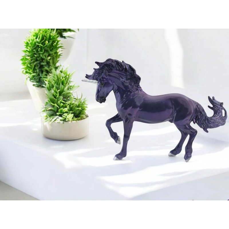 Breyer Stablemate unicorn