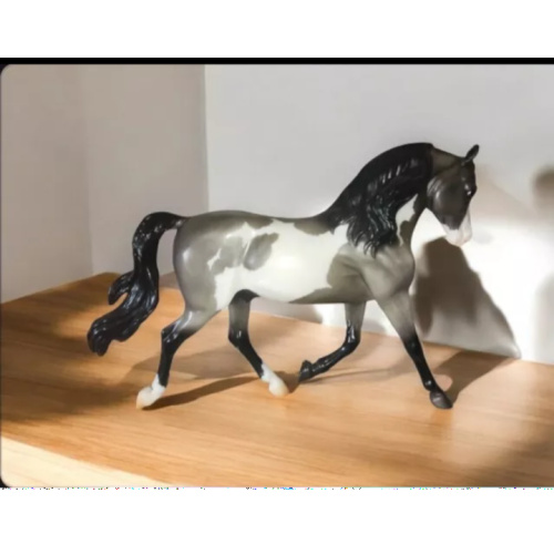 Breyer breyefest pinto