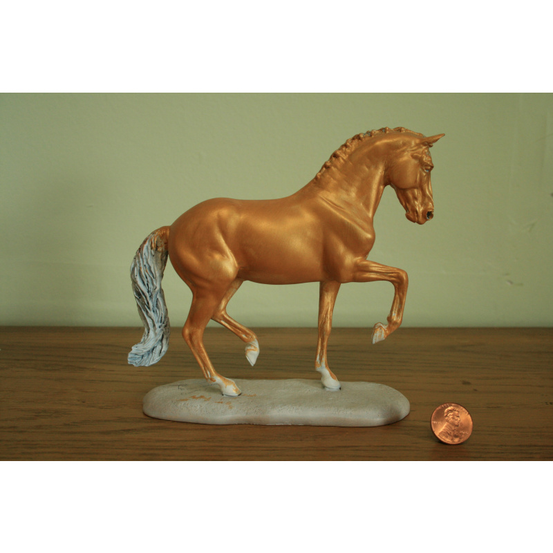 Breyer Resin Curio Totilas (started)