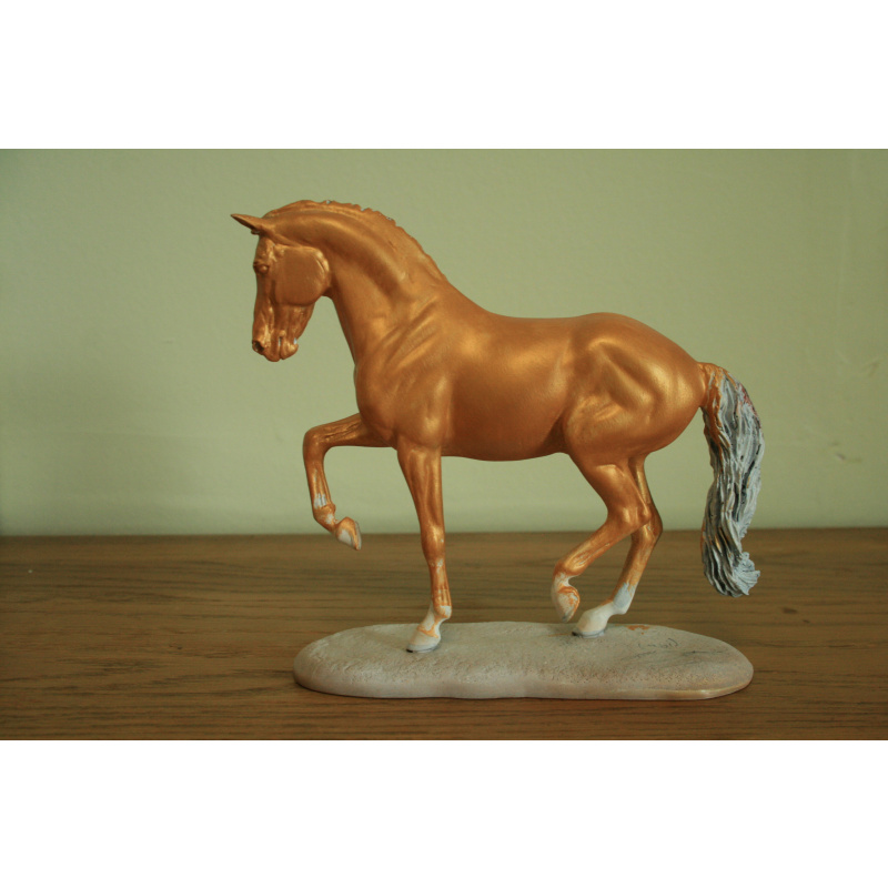 Breyer Resin Curio Totilas (started)