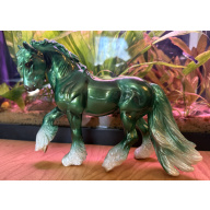 Breyer 2024 Holiday Surprise, Tannenbaum!