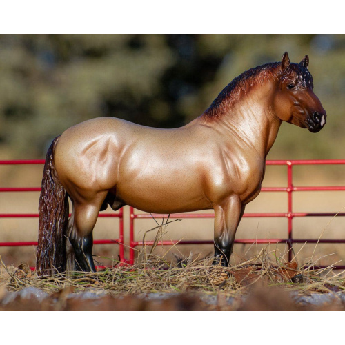 Breyer horse free shipping Theo